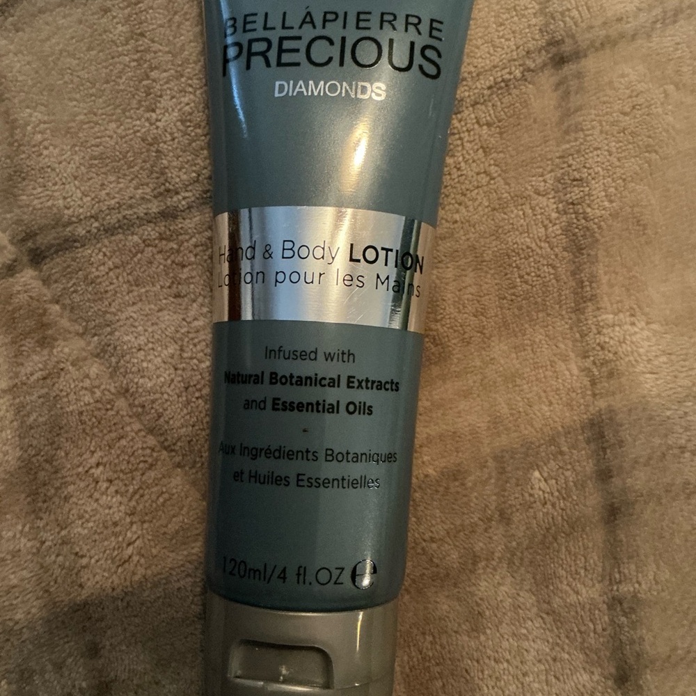New body lotion/scrub - Picture 2 of 3